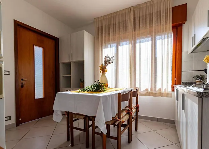 Appartement Cozy Floor With Shared Garden Bibione