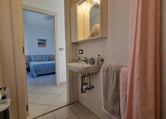Appartement Cozy Floor With Shared Garden *