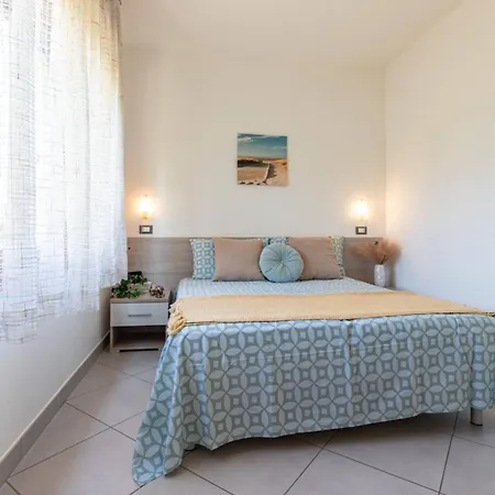 Cozy Flat With Shared Garden In A Charming Villa